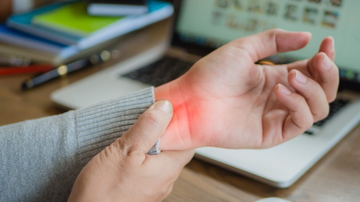 cara mengobati carpal tunnel syndrome