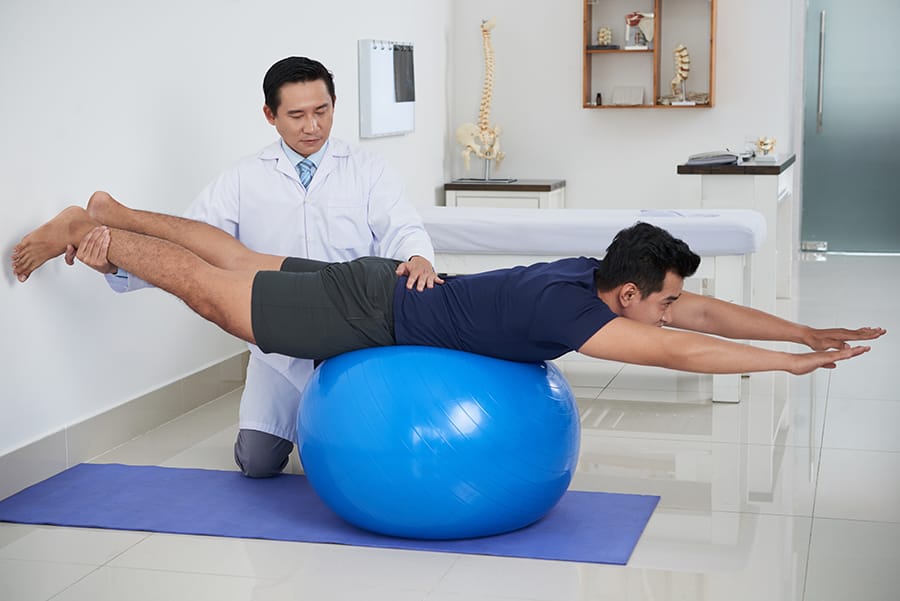 Bagaimana cara mengatasi penyakit kifosis