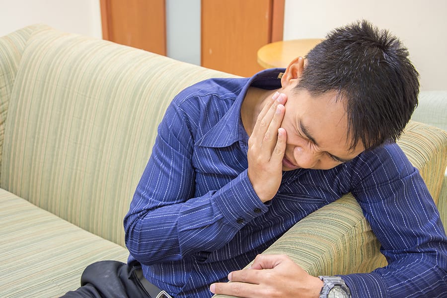 Bagaimana Sakit Gigi dapat Menyebabkan Nyeri