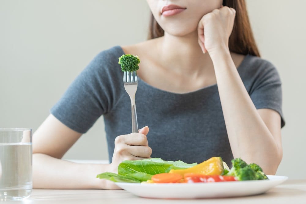 Lidah Tidak Ada Rasa? Ternyata Ini 9 Penyebabnya