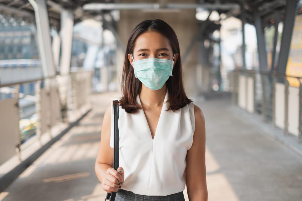 pakai masker untuk mencegah penularan covid