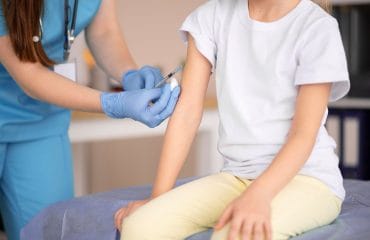 imunisasi dasar lengkap