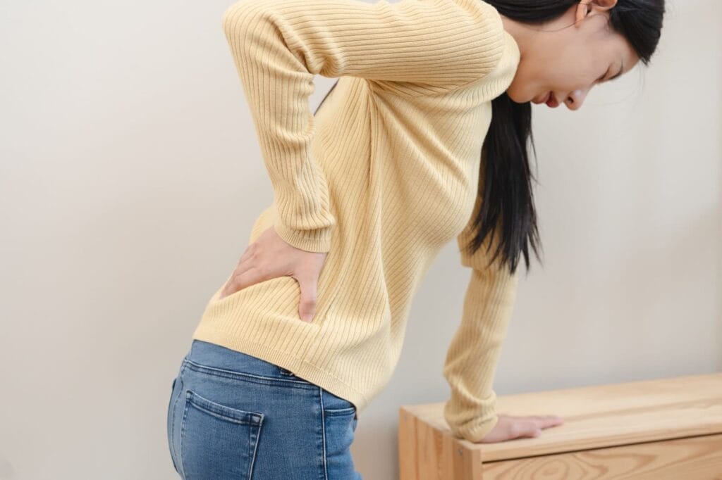 sakit pinggang belakang