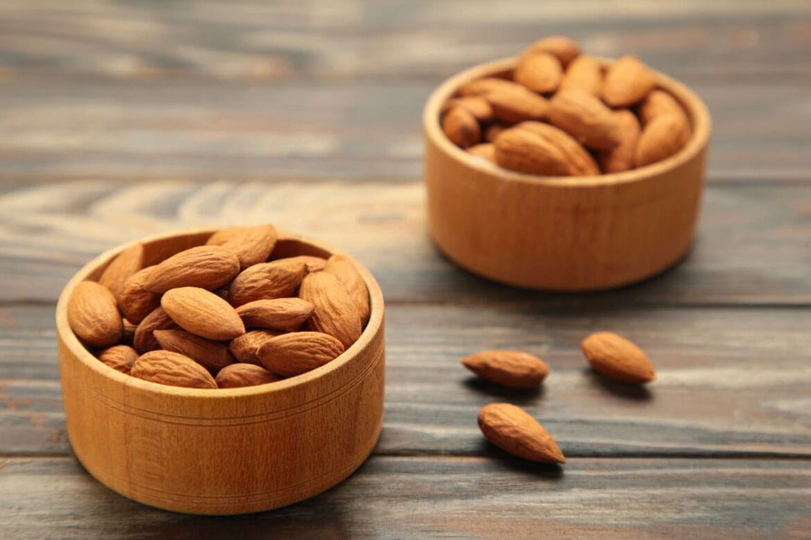 manfaat kacang almond